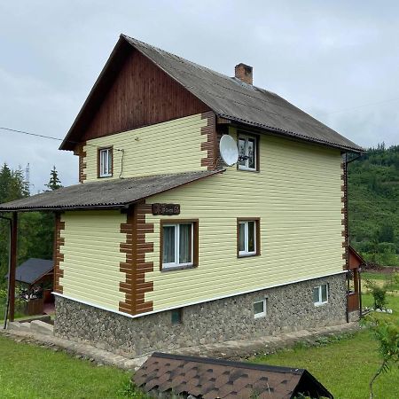 Родинна Оселя Slavsko Exterior foto