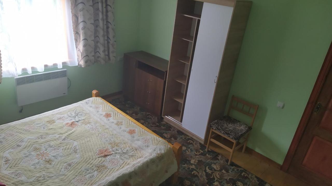 Родинна Оселя Slavsko Exterior foto