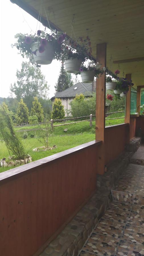 Родинна Оселя Slavsko Exterior foto