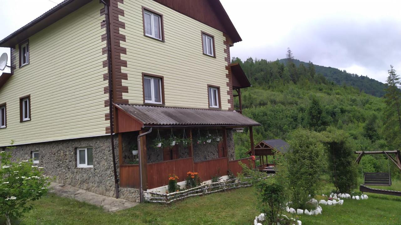 Родинна Оселя Slavsko Exterior foto
